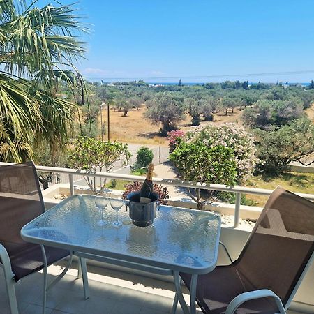 Villa Olive Grove 아판토우 외부 사진